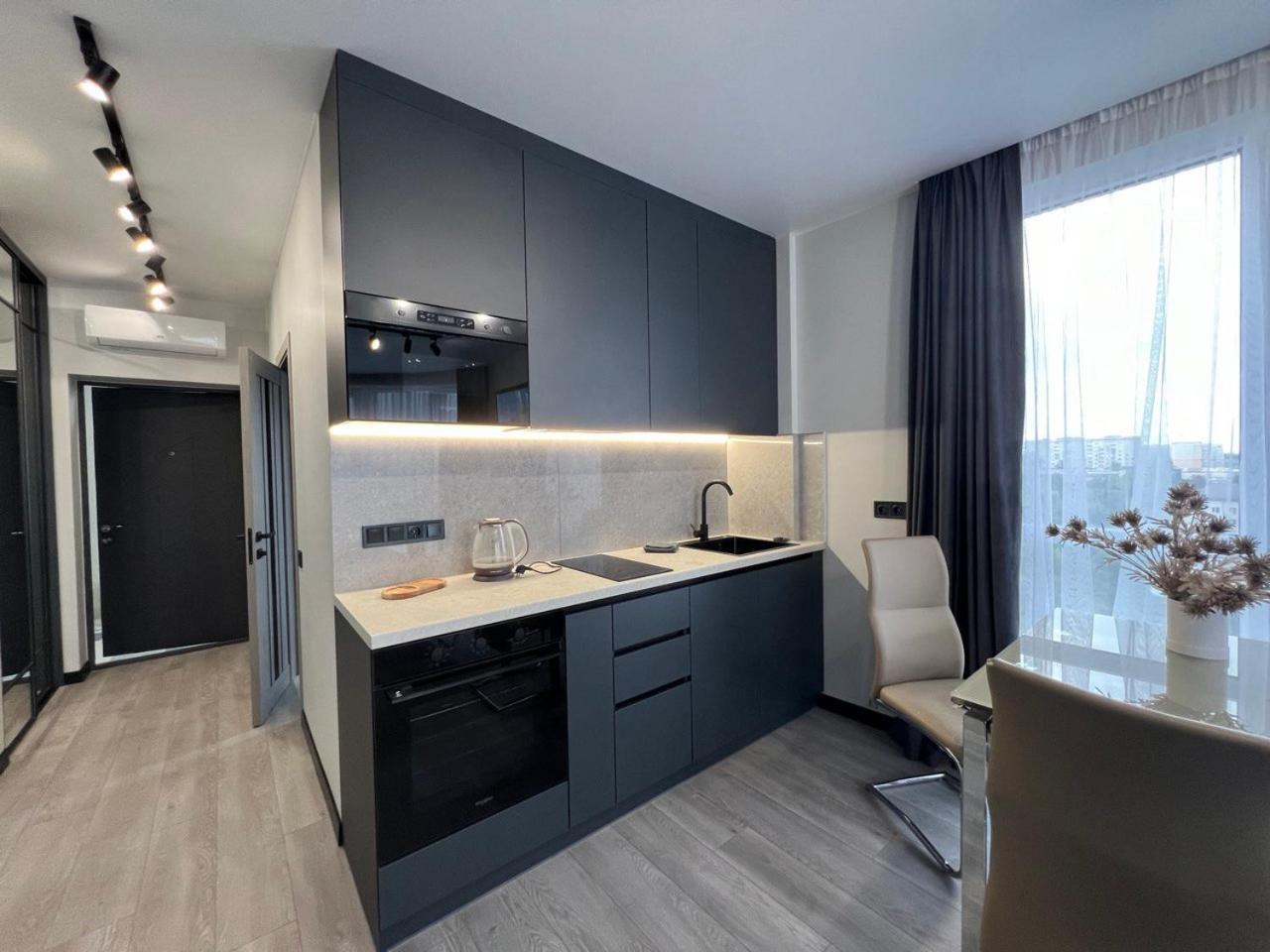 Apartments Vip Avalon Lvov Exteriér fotografie